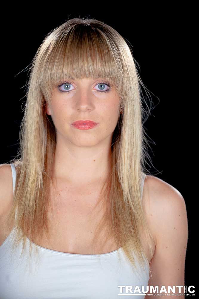 I met T'Lane through a session I shot for a friend of hers on Manhattan Beach. She was absolutely gorgeous and I was thrilled that she agreed to shoot with me.